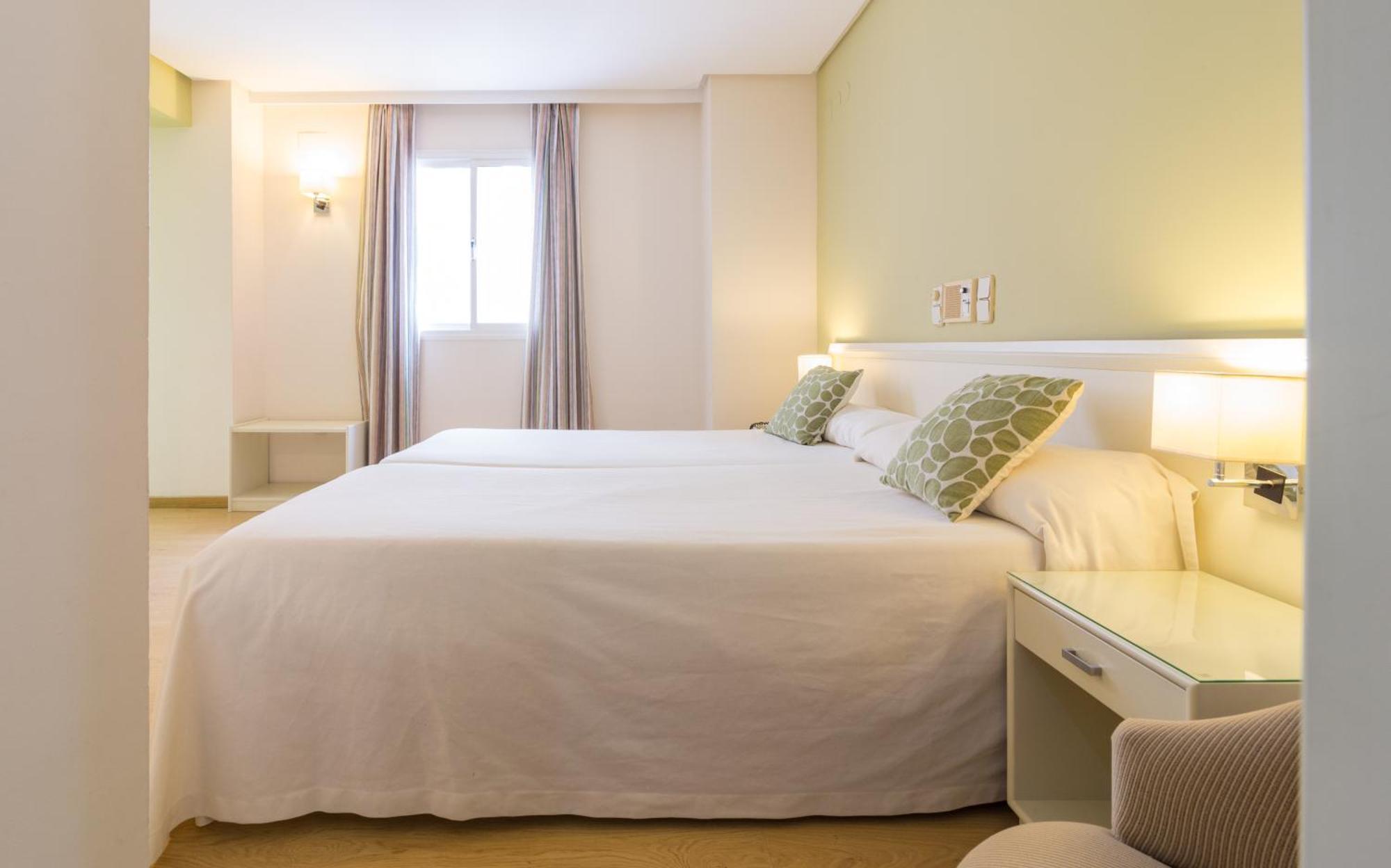 Hotel Plateria Эсиха Экстерьер фото