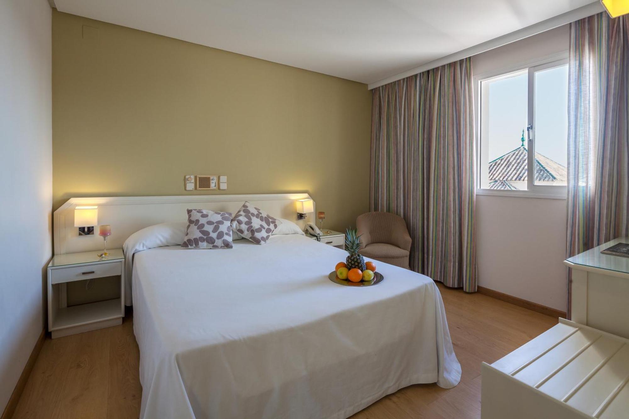 Hotel Plateria Эсиха Экстерьер фото