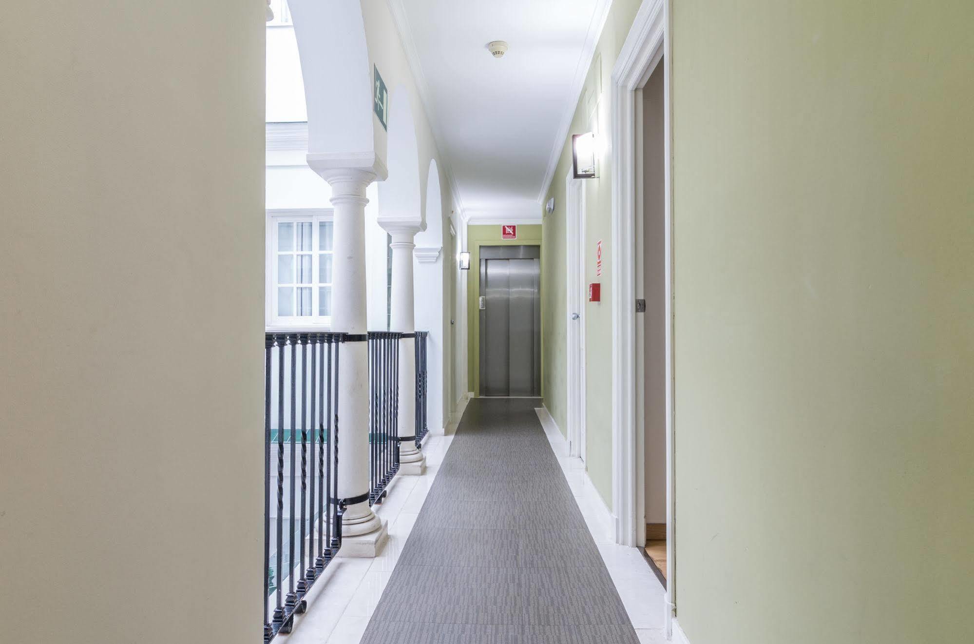 Hotel Plateria Эсиха Экстерьер фото